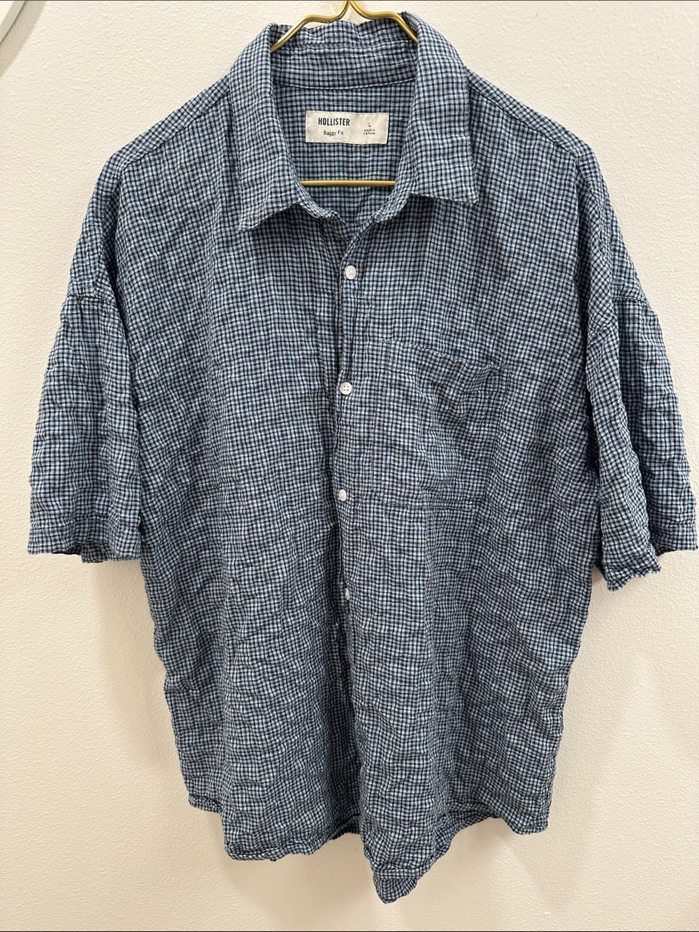 Hollister Y2K Navy and White Gingham Short-Sleeve Button-Down Shirt